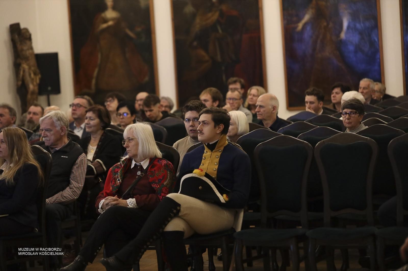 Zdjęcie w galerii na portalu naszraciborz.pl: Spotkanie o wojnach napoleońskich w Raciborzu. Historyczna opowieść o wydarzeniach na Śląsku wiadomości z regionu