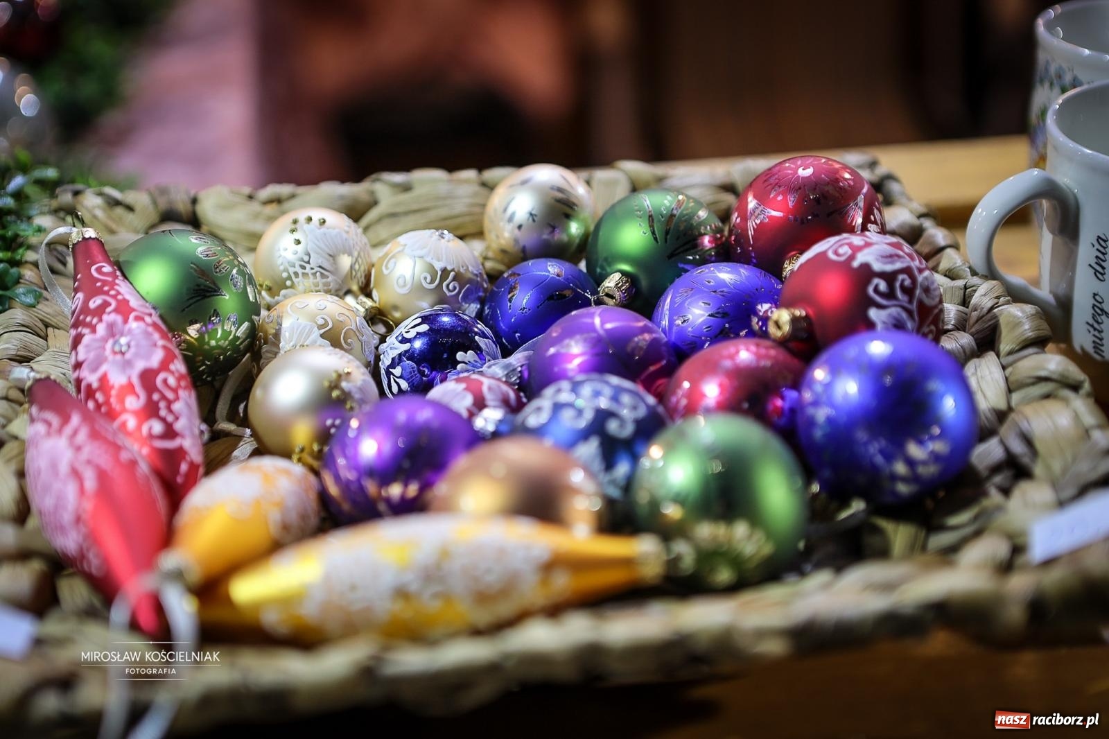 Zdjęcie w galerii na portalu naszraciborz.pl: Nowa odsłona Jarmarku Świątecznego w Raciborzu - choinka rozbłysła wśród platanów [FOTO i WIDEO] wiadomości z regionu