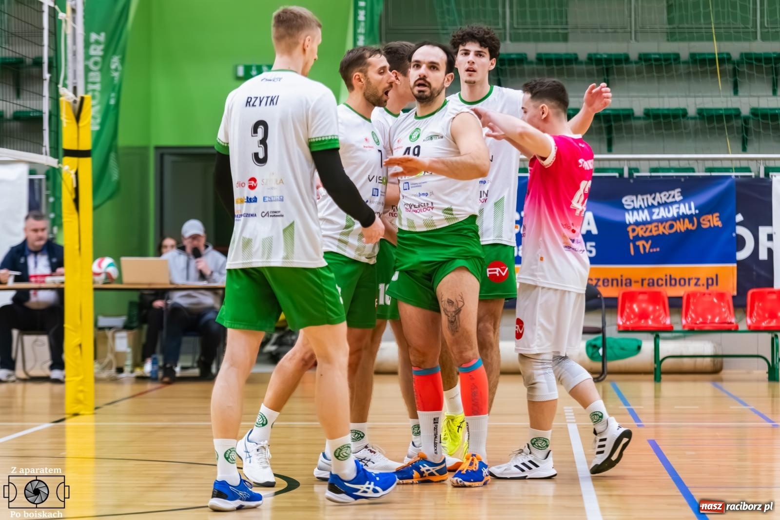 Zdjęcie w galerii na portalu naszraciborz.pl: Siatkarski dreszczowiec w Raciborzu. Pierwsza faza sezonu zakończona awansem do najlepszej ósemki [FOTO i WIDEO] wiadomości z regionu