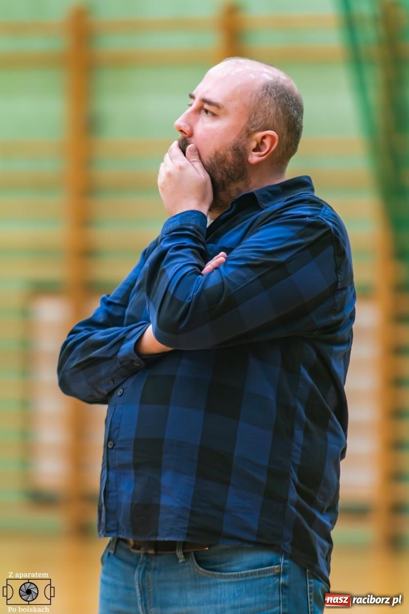 Zdjęcie w galerii na portalu naszraciborz.pl: Siatkarski dreszczowiec w Raciborzu. Pierwsza faza sezonu zakończona awansem do najlepszej ósemki [FOTO i WIDEO] wiadomości z regionu