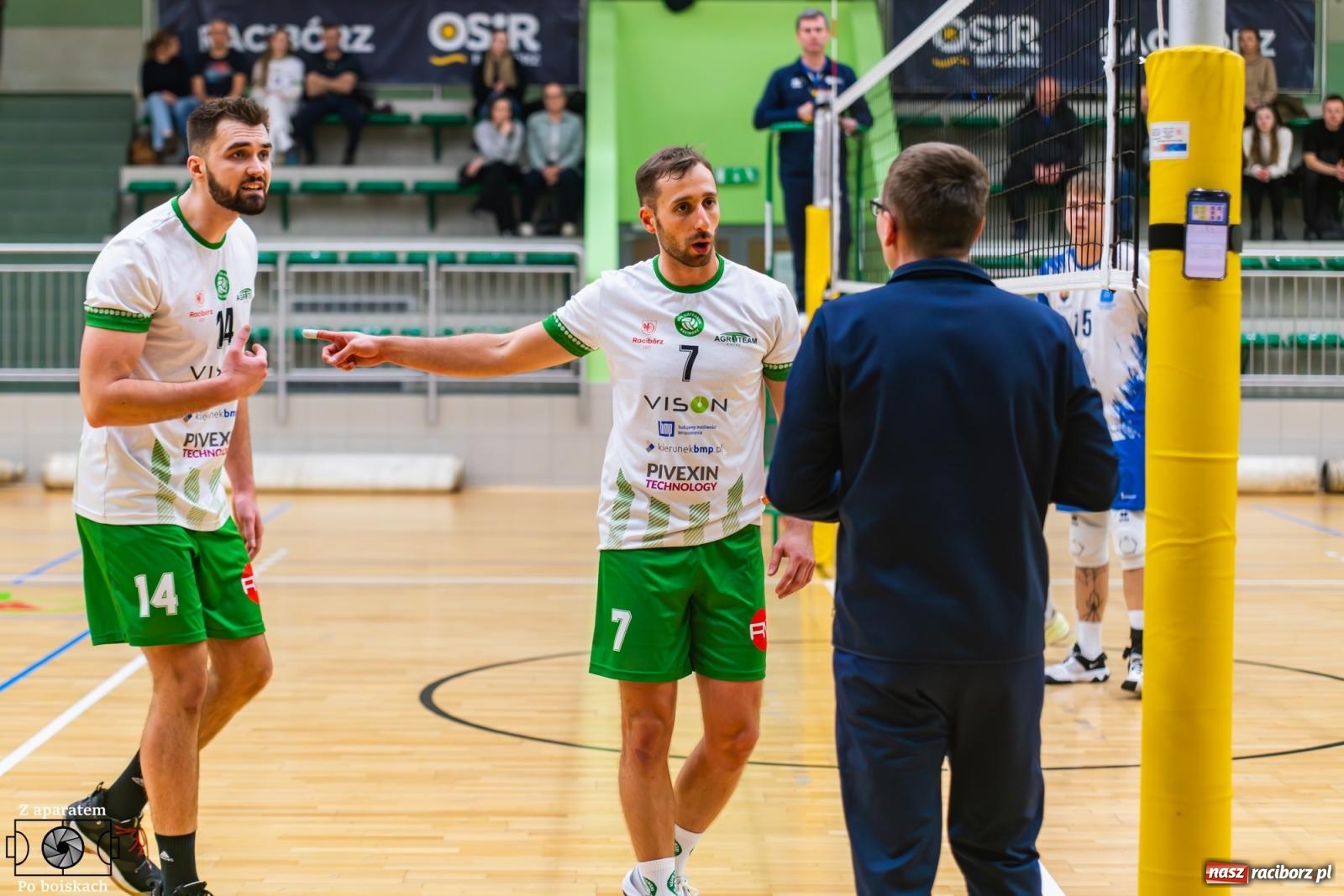 Zdjęcie w galerii na portalu naszraciborz.pl: Siatkarski dreszczowiec w Raciborzu. Pierwsza faza sezonu zakończona awansem do najlepszej ósemki [FOTO i WIDEO] wiadomości z regionu