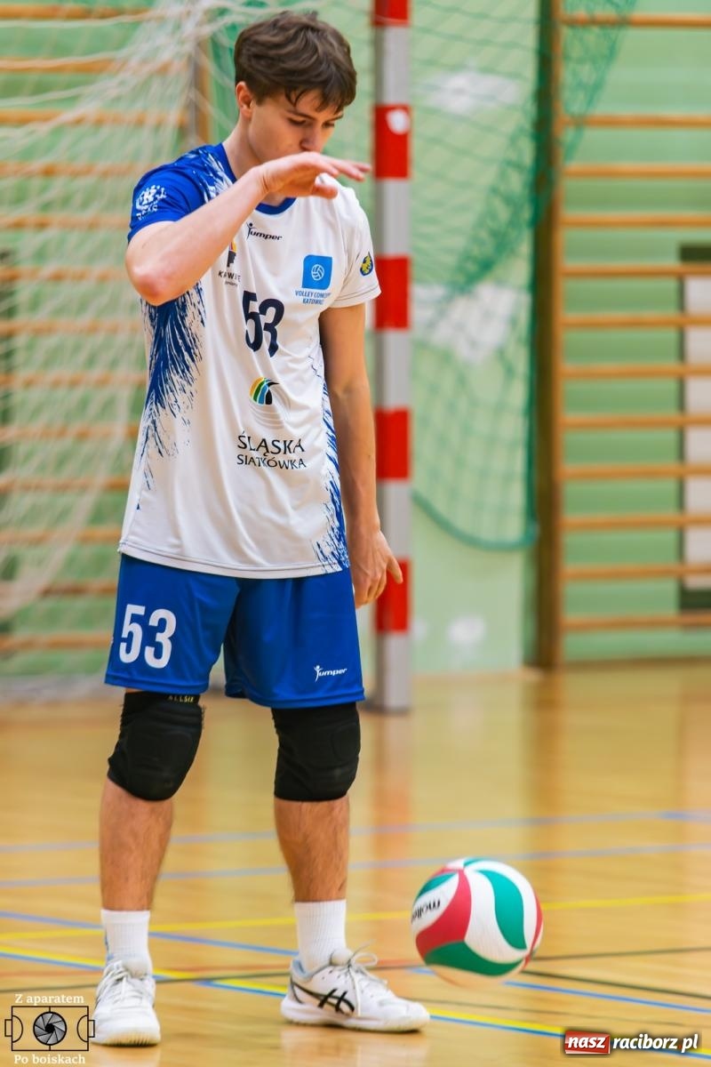 Zdjęcie w galerii na portalu naszraciborz.pl: Siatkarski dreszczowiec w Raciborzu. Pierwsza faza sezonu zakończona awansem do najlepszej ósemki [FOTO i WIDEO] wiadomości z regionu
