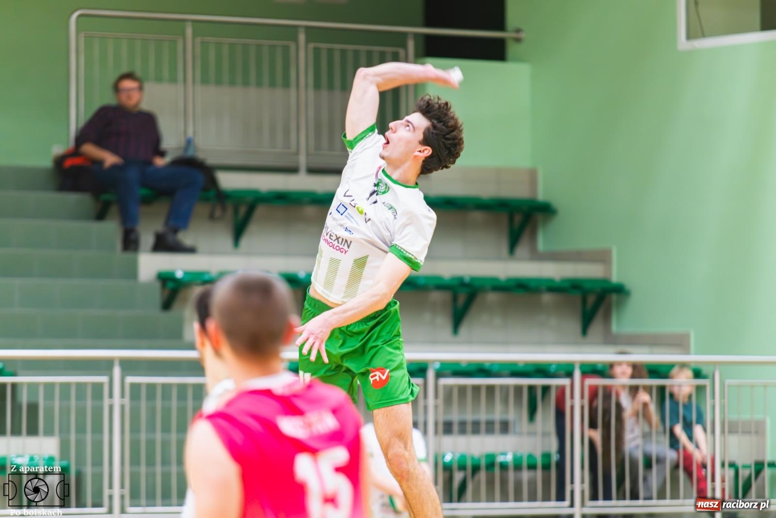 Zdjęcie w galerii na portalu naszraciborz.pl: Siatkarski dreszczowiec w Raciborzu. Pierwsza faza sezonu zakończona awansem do najlepszej ósemki [FOTO i WIDEO] wiadomości z regionu