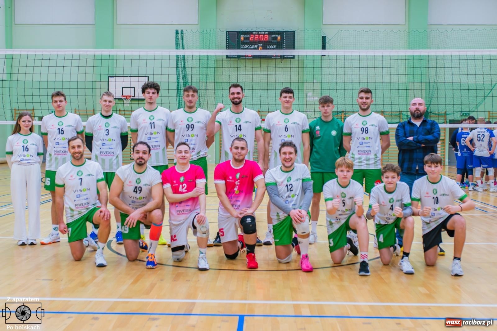 Zdjęcie w galerii na portalu naszraciborz.pl: Siatkarski dreszczowiec w Raciborzu. Pierwsza faza sezonu zakończona awansem do najlepszej ósemki [FOTO i WIDEO] wiadomości z regionu