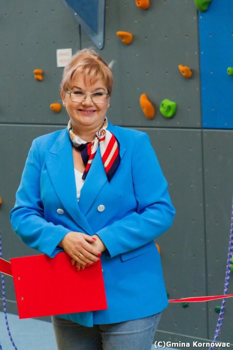 Zdjęcie w galerii na portalu naszraciborz.pl: Nowoczesna ścianka wspinaczkowa otwarta w Kornowacu wiadomości z regionu
