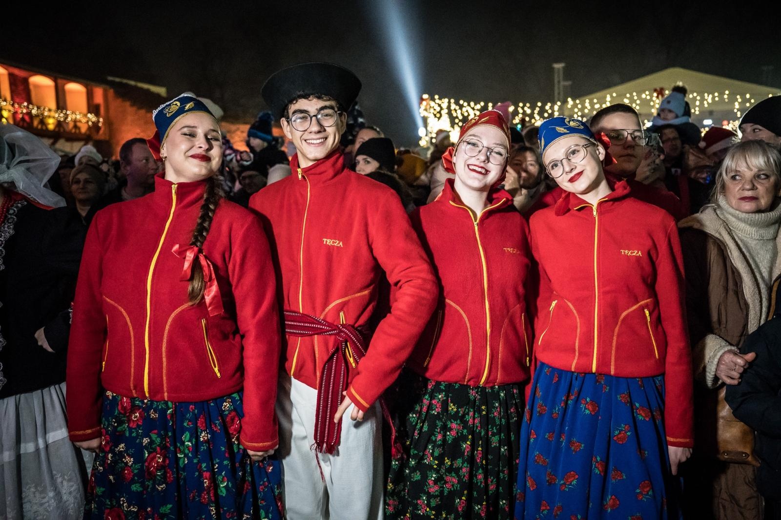 Zdjęcie w galerii na portalu naszraciborz.pl: Zamkowa parada świętego Mikołaja przyciągnęła tłumy. W niedzielę wystąpi TOBY [FOTO i WIDEO] wiadomości z regionu