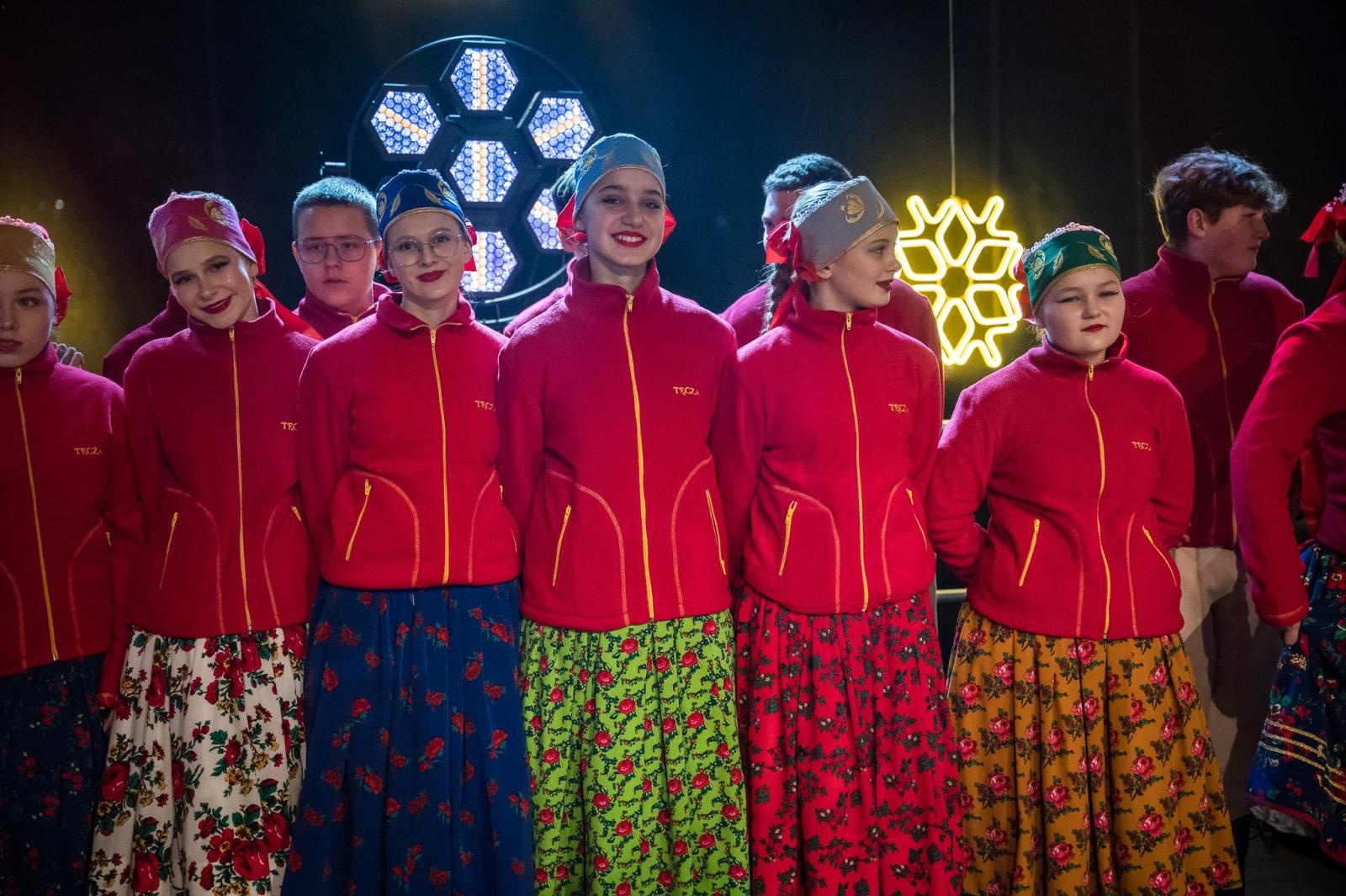 Zdjęcie w galerii na portalu naszraciborz.pl: Zamkowa parada świętego Mikołaja przyciągnęła tłumy. W niedzielę wystąpi TOBY [FOTO i WIDEO] wiadomości z regionu