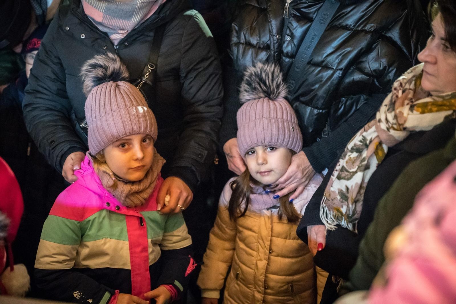 Zdjęcie w galerii na portalu naszraciborz.pl: Zamkowa parada świętego Mikołaja przyciągnęła tłumy. W niedzielę wystąpi TOBY [FOTO i WIDEO] wiadomości z regionu
