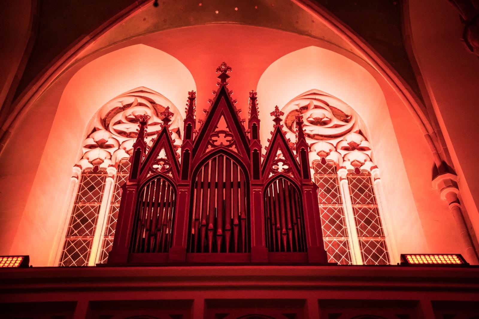 Zdjęcie w galerii na portalu naszraciborz.pl: Zamkowa parada świętego Mikołaja przyciągnęła tłumy. W niedzielę wystąpi TOBY [FOTO i WIDEO] wiadomości z regionu