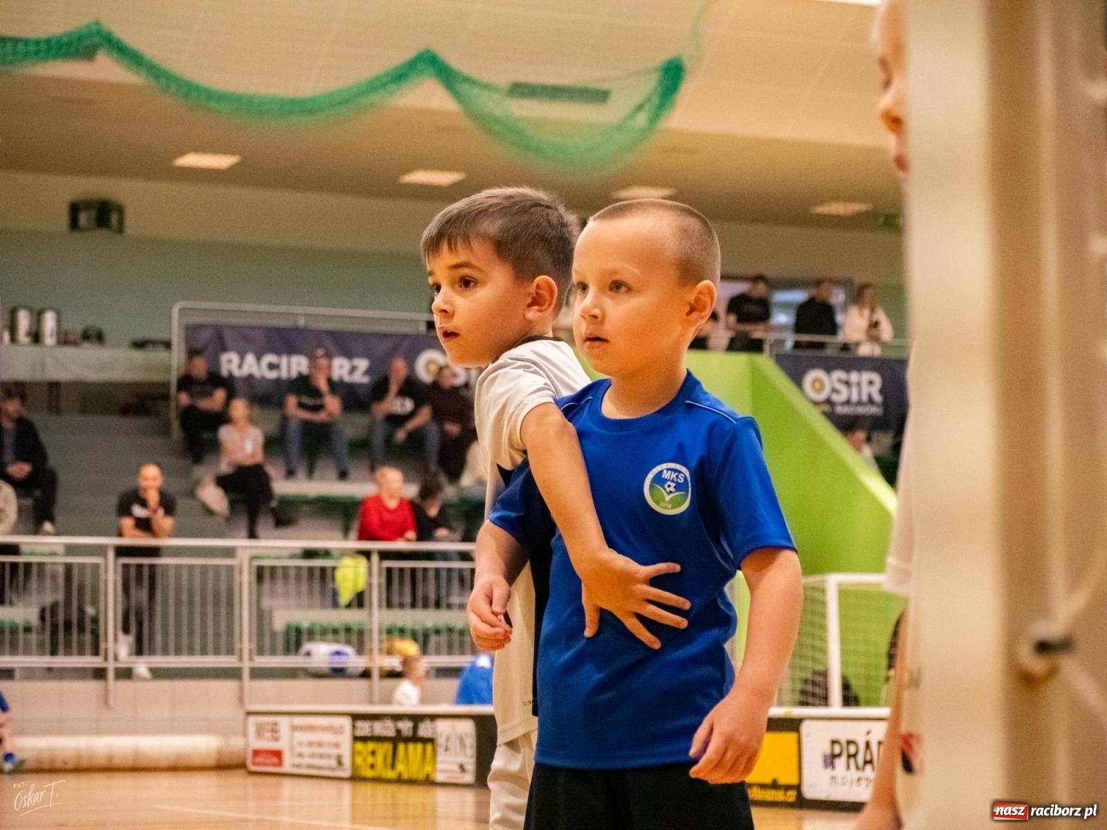 Zdjęcie w galerii na portalu naszraciborz.pl: Mikołajkowe zmagania najmłodszych. Turniej pełen emocji i sportowej radości [FOTO] wiadomości z regionu