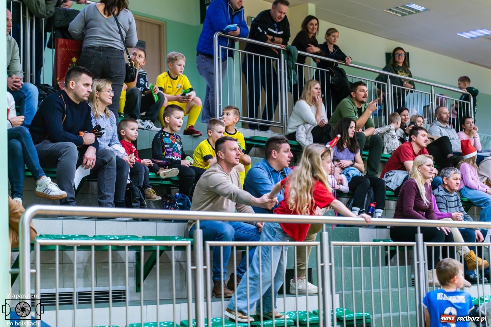 Zdjęcie w galerii na portalu naszraciborz.pl: Mikołajkowe zmagania najmłodszych. Turniej pełen emocji i sportowej radości [FOTO] wiadomości z regionu