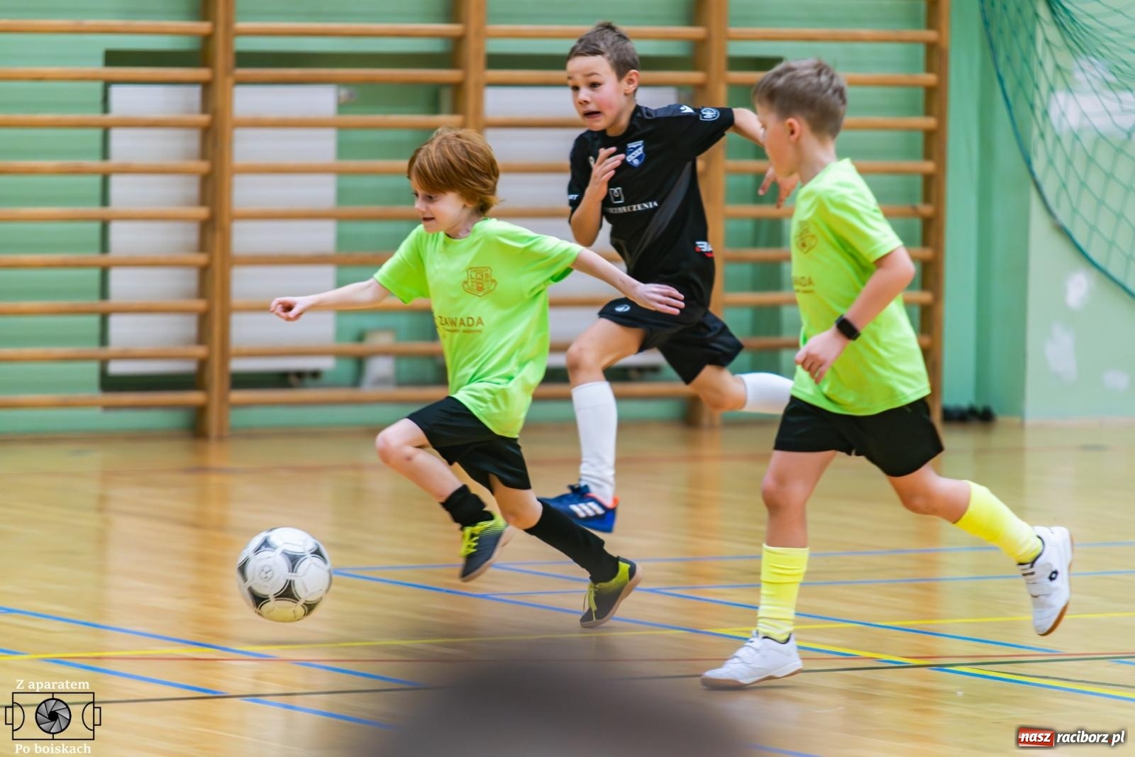 Zdjęcie w galerii na portalu naszraciborz.pl: Mikołajkowe zmagania najmłodszych. Turniej pełen emocji i sportowej radości [FOTO] wiadomości z regionu