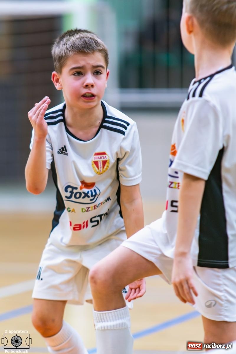 Zdjęcie w galerii na portalu naszraciborz.pl: Mikołajkowe zmagania najmłodszych. Turniej pełen emocji i sportowej radości [FOTO] wiadomości z regionu