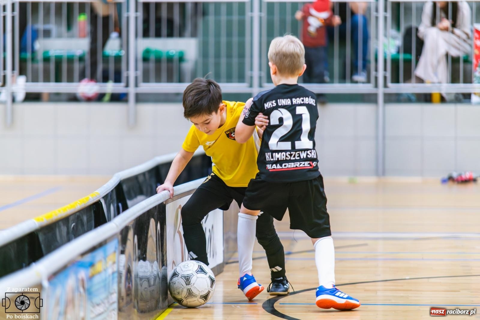 Zdjęcie w galerii na portalu naszraciborz.pl: Mikołajkowe zmagania najmłodszych. Turniej pełen emocji i sportowej radości [FOTO] wiadomości z regionu