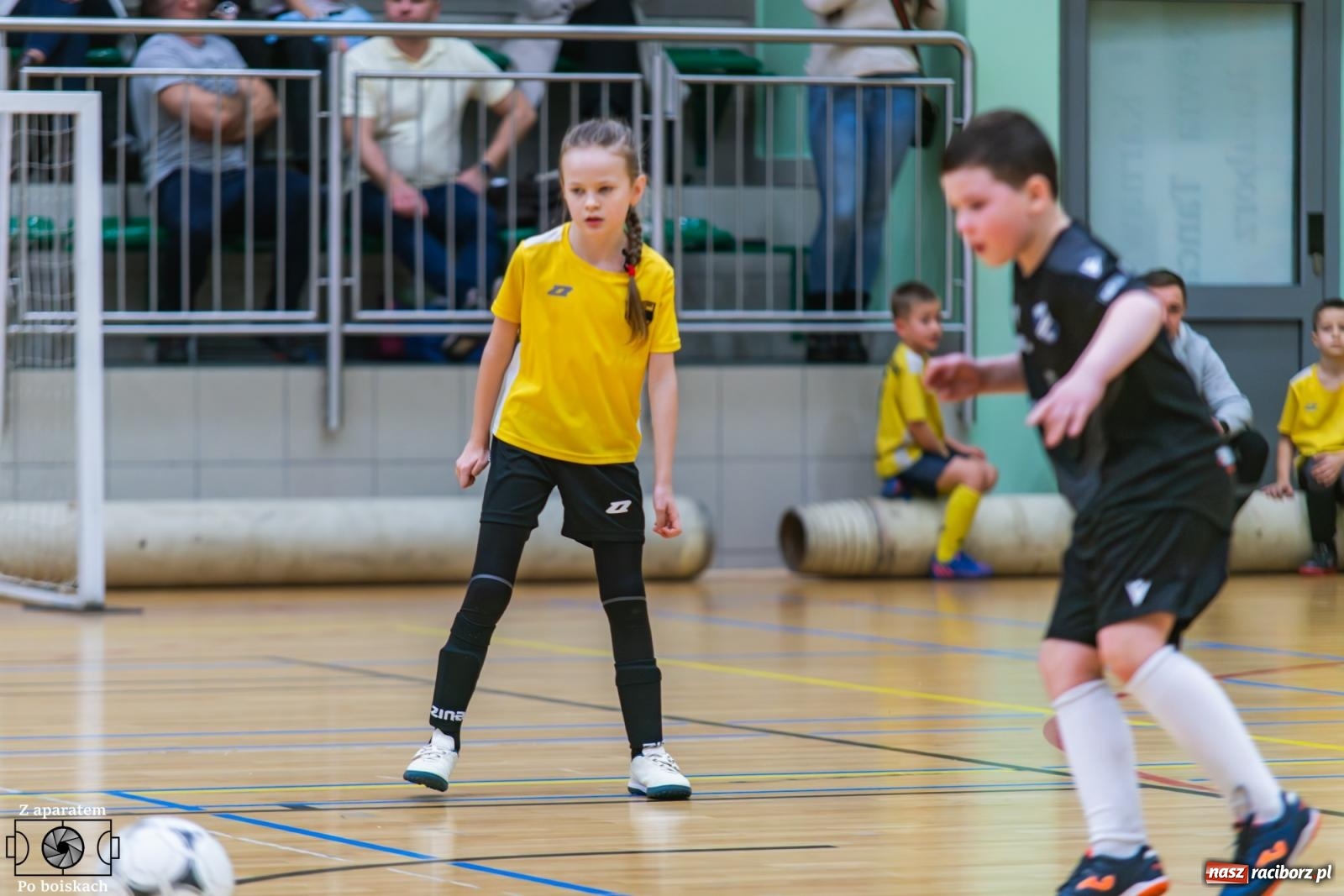 Zdjęcie w galerii na portalu naszraciborz.pl: Mikołajkowe zmagania najmłodszych. Turniej pełen emocji i sportowej radości [FOTO] wiadomości z regionu