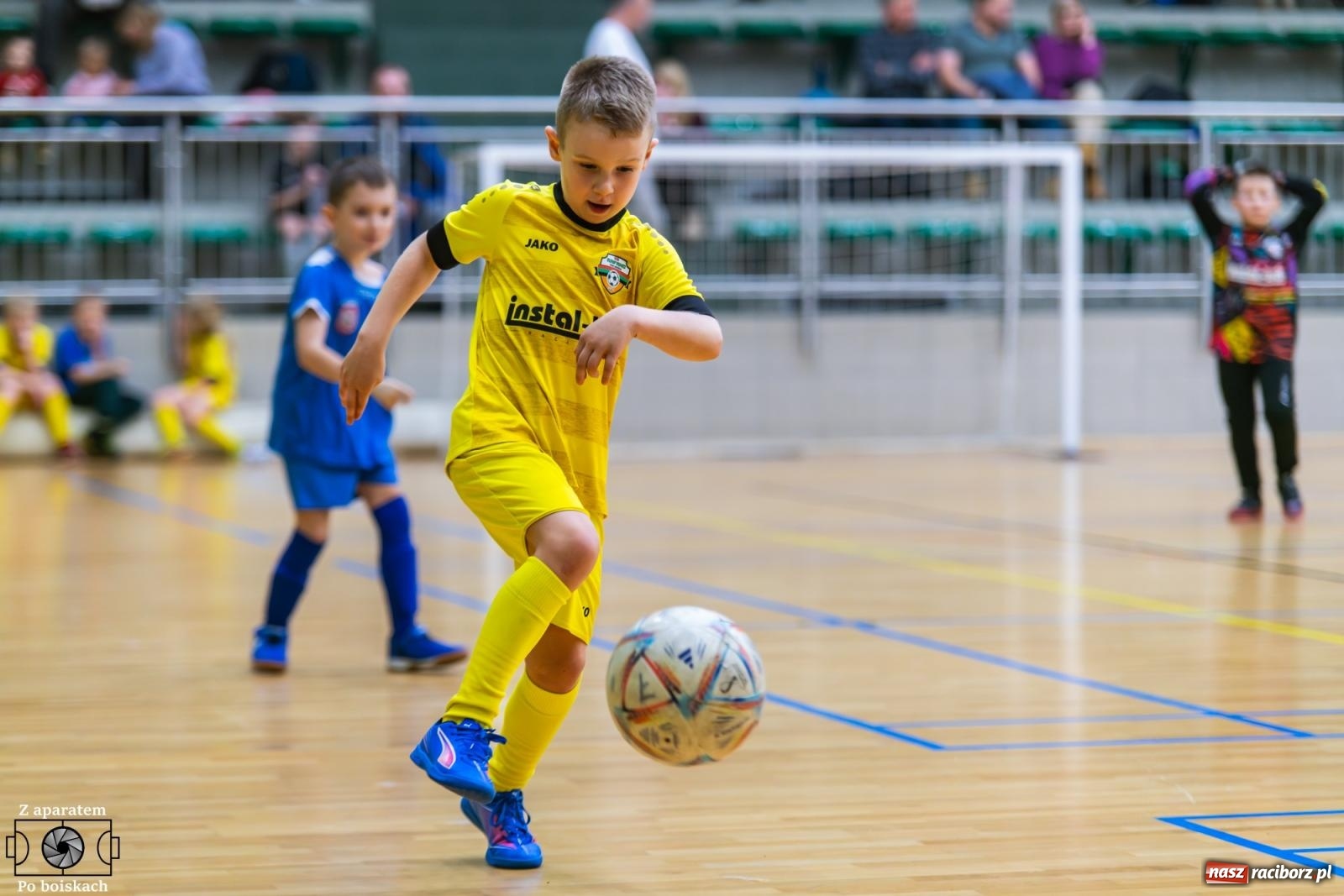 Zdjęcie w galerii na portalu naszraciborz.pl: Mikołajkowe zmagania najmłodszych. Turniej pełen emocji i sportowej radości [FOTO] wiadomości z regionu