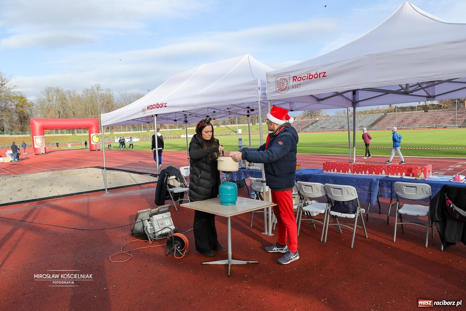 Zdjęcie w galerii na portalu naszraciborz.pl: Bieg Mikołajkowy z Justyną Święty-Ersetic wiadomości z regionu