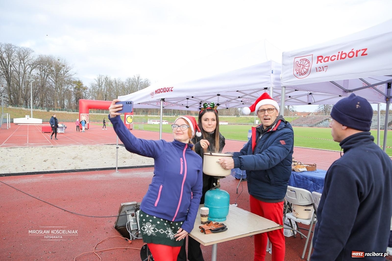 Zdjęcie w galerii na portalu naszraciborz.pl: Bieg Mikołajkowy z Justyną Święty-Ersetic wiadomości z regionu