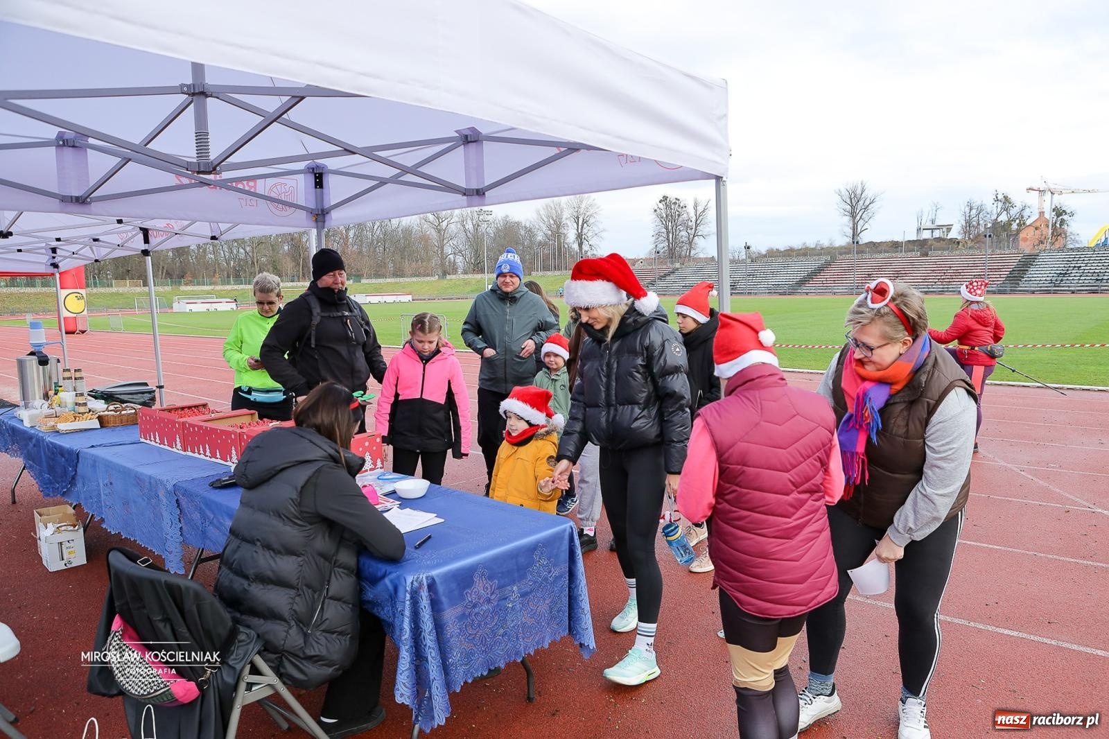 Zdjęcie w galerii na portalu naszraciborz.pl: Bieg Mikołajkowy z Justyną Święty-Ersetic wiadomości z regionu