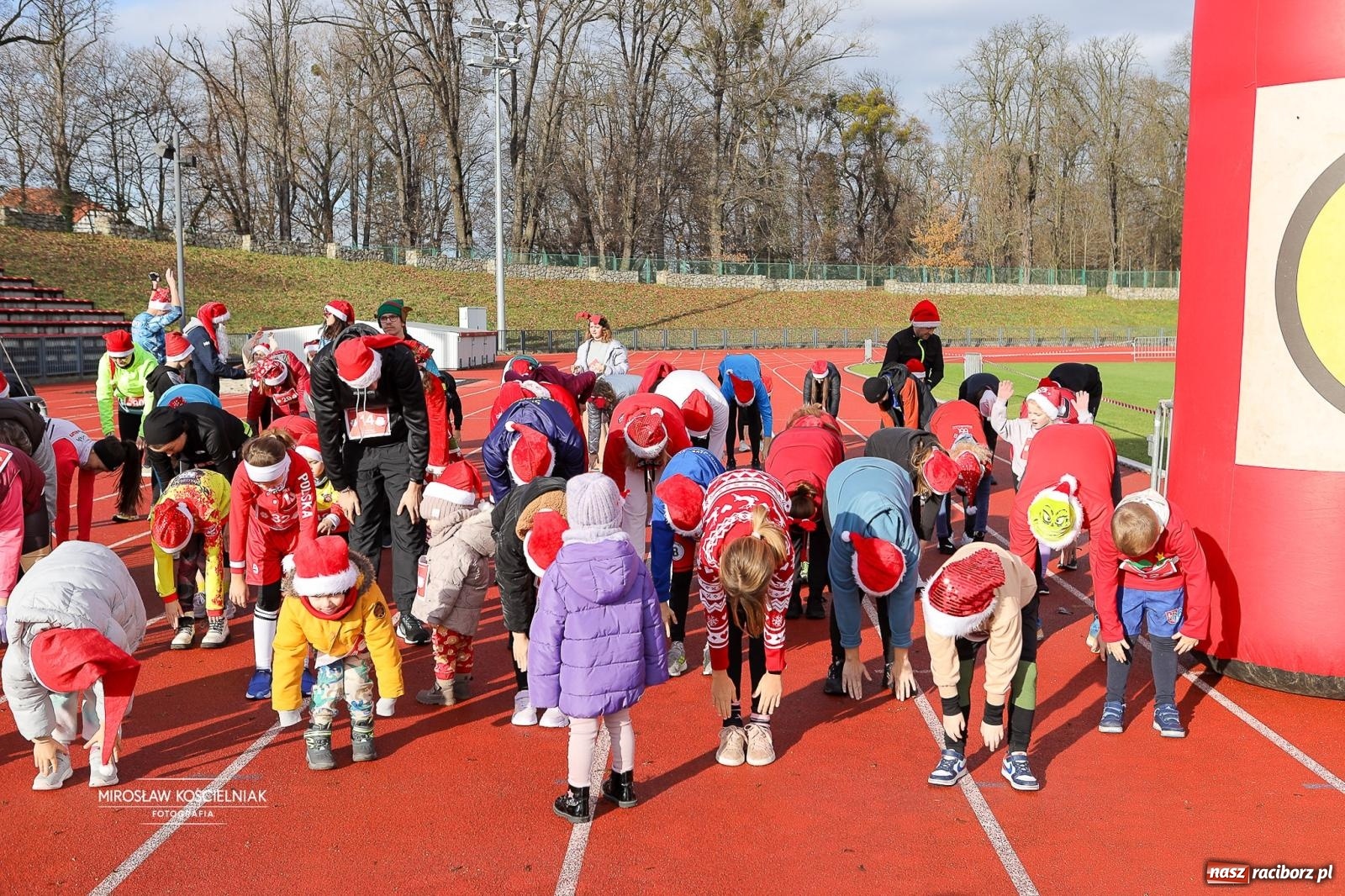 Zdjęcie w galerii na portalu naszraciborz.pl: Bieg Mikołajkowy z Justyną Święty-Ersetic wiadomości z regionu