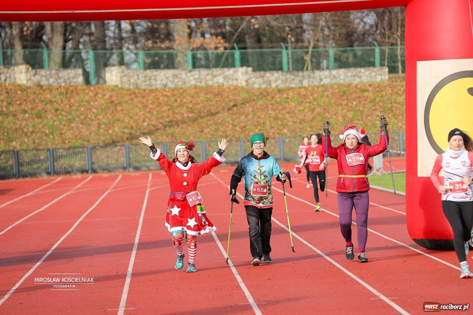 Zdjęcie w galerii na portalu naszraciborz.pl: Bieg Mikołajkowy z Justyną Święty-Ersetic wiadomości z regionu