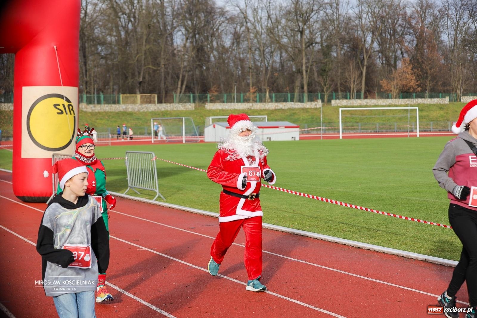 Zdjęcie w galerii na portalu naszraciborz.pl: Bieg Mikołajkowy z Justyną Święty-Ersetic wiadomości z regionu