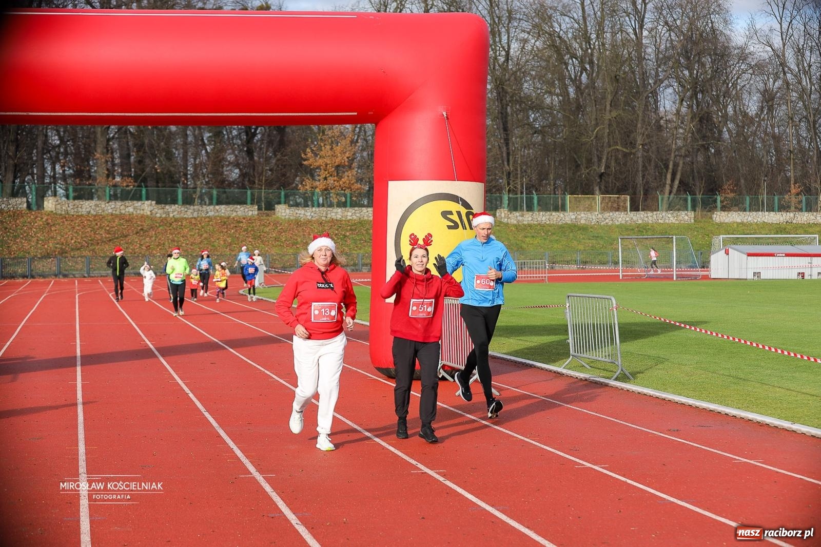 Zdjęcie w galerii na portalu naszraciborz.pl: Bieg Mikołajkowy z Justyną Święty-Ersetic wiadomości z regionu
