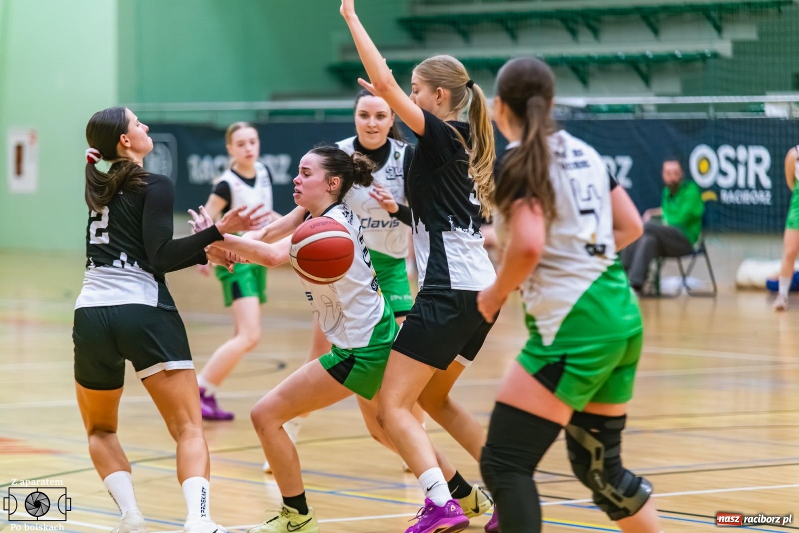 Zdjęcie w galerii na portalu naszraciborz.pl: Koszykówka: Proste błędy i nieskuteczność pogrążyły RKK [FOTO i WIDEO] wiadomości z regionu