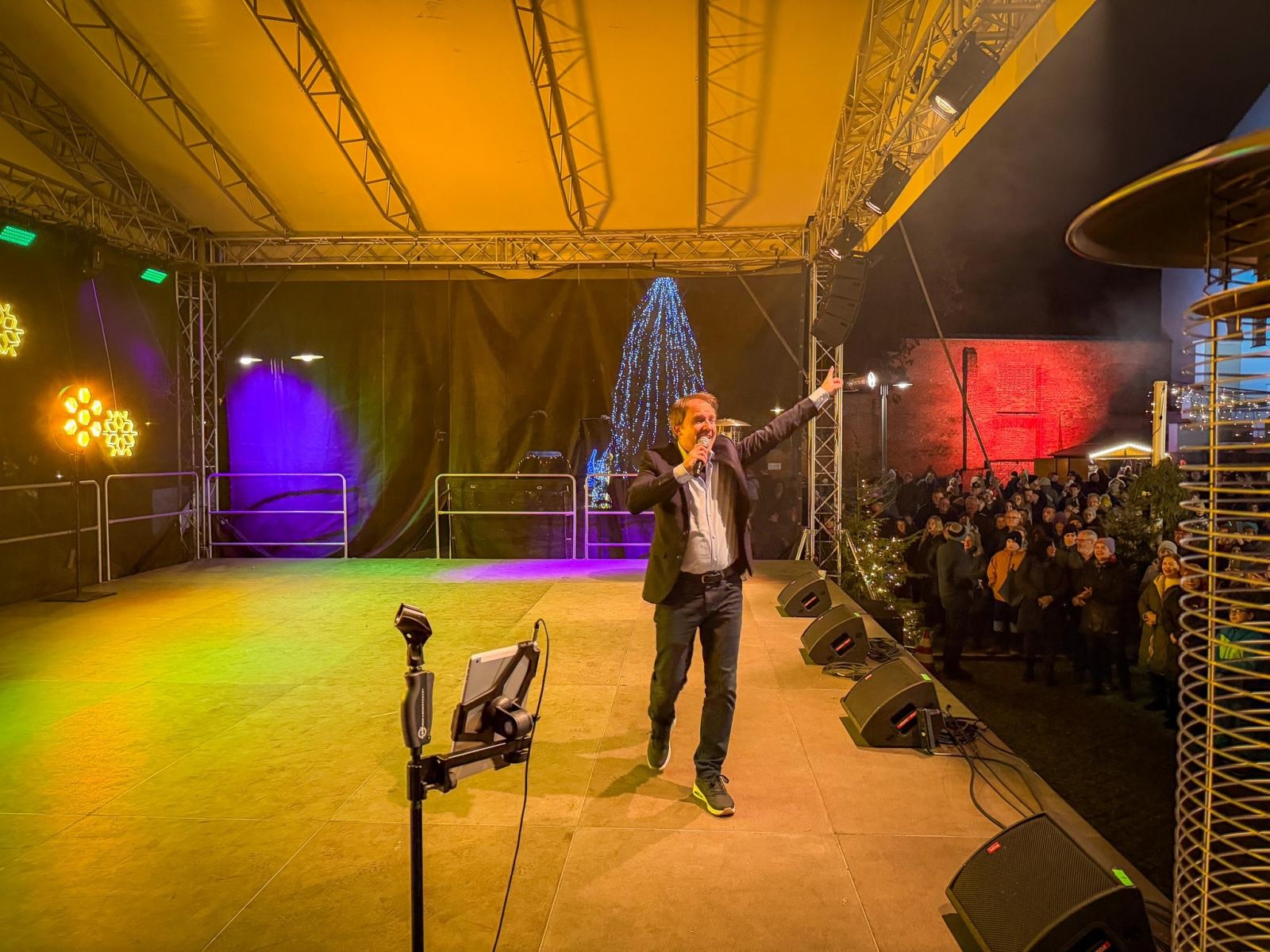 Zdjęcie w galerii na portalu naszraciborz.pl: Bajkowy Zamek 2025. TOBY przyciągnął tłumy mieszkańców powiatu wiadomości z regionu