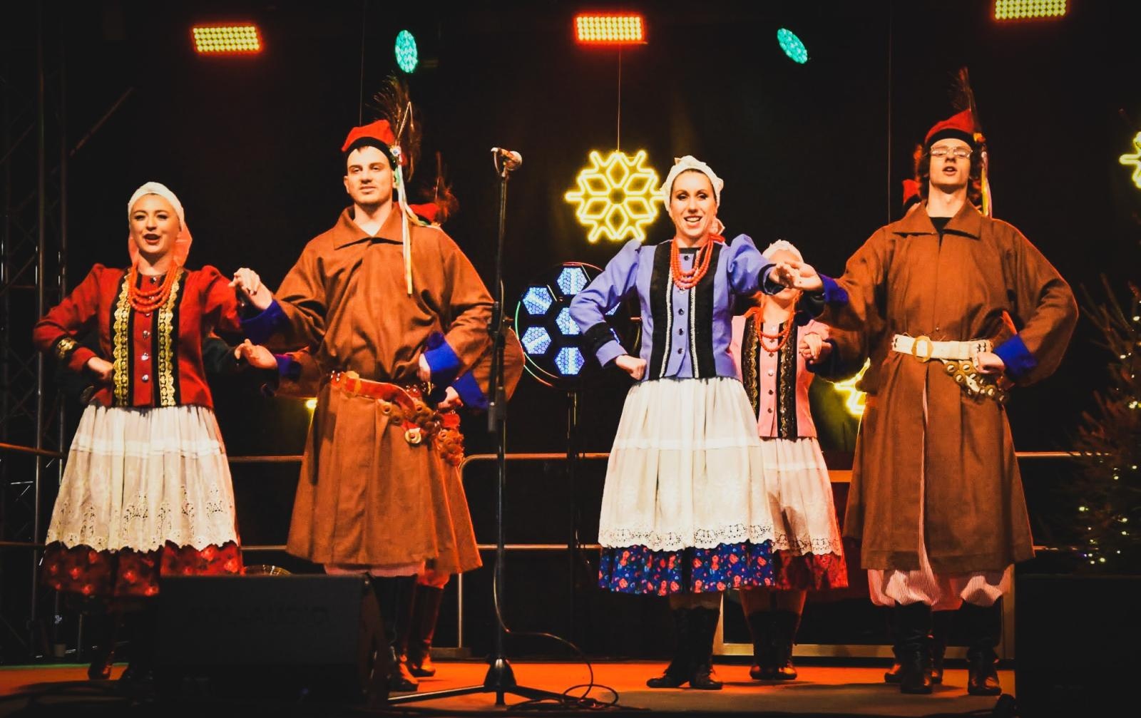 Zdjęcie w galerii na portalu naszraciborz.pl: Bajkowy Zamek 2025. TOBY przyciągnął tłumy mieszkańców powiatu wiadomości z regionu