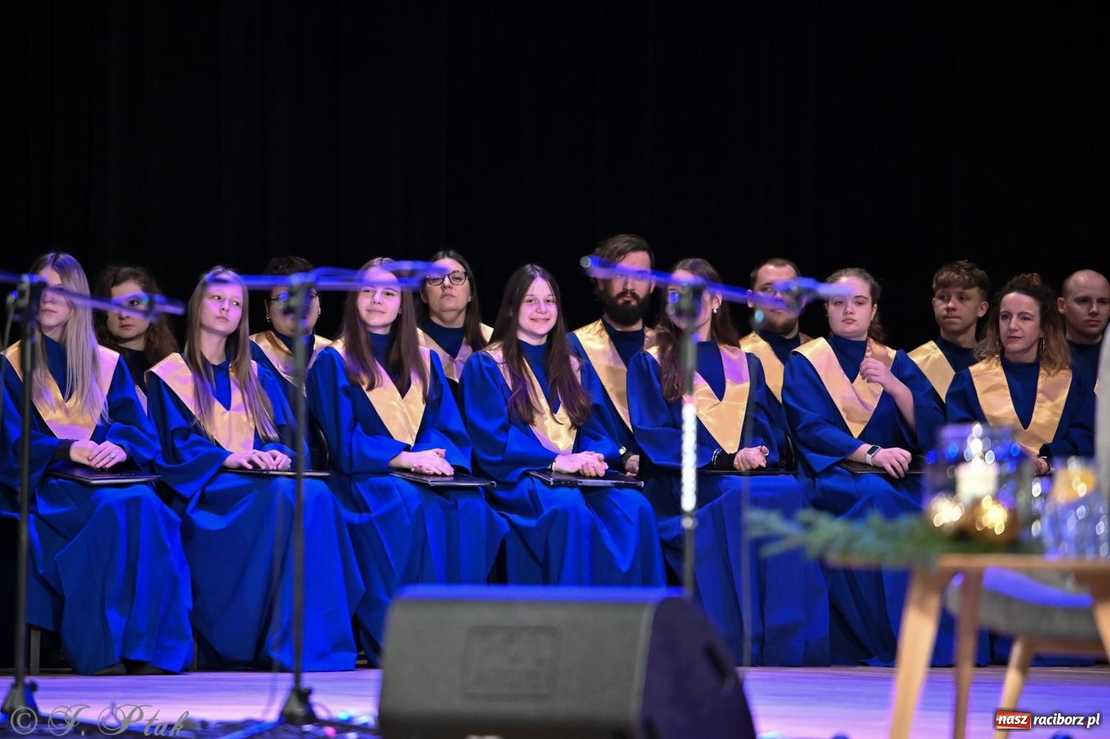 Zdjęcie w galerii na portalu naszraciborz.pl: Franciszek Borysowicz – benefis i muzyczna podróż przez dekady wiadomości z regionu