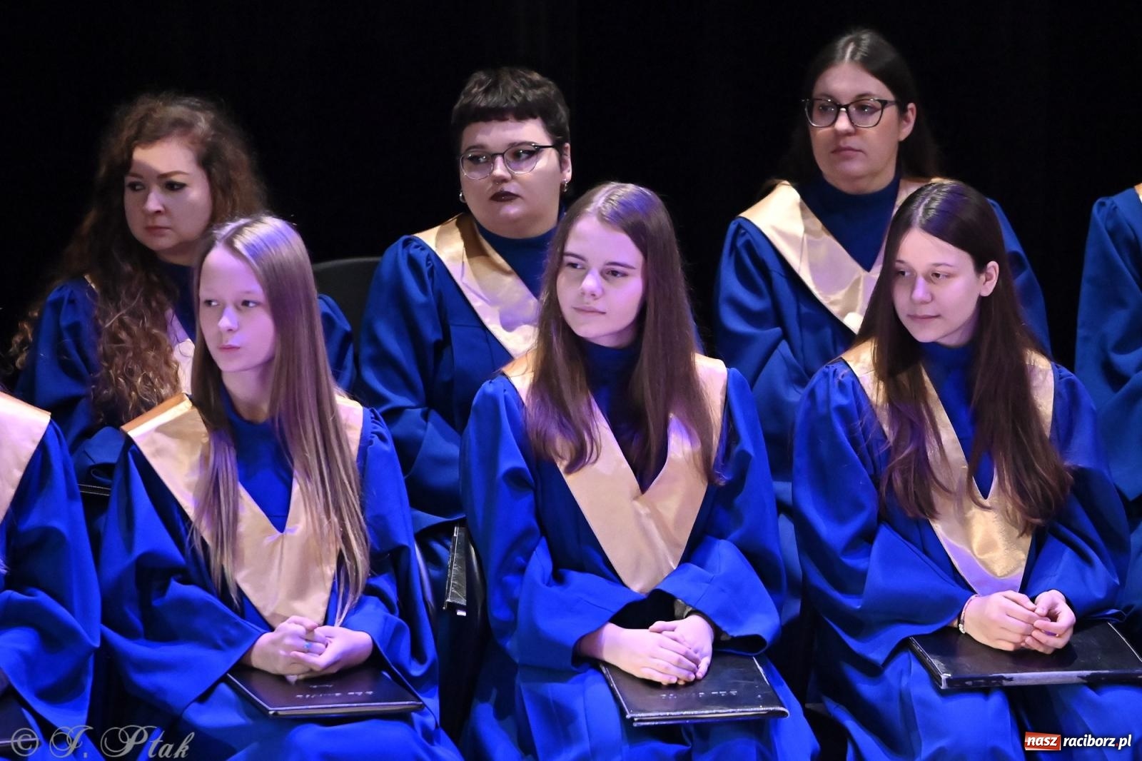 Zdjęcie w galerii na portalu naszraciborz.pl: Franciszek Borysowicz – benefis i muzyczna podróż przez dekady wiadomości z regionu