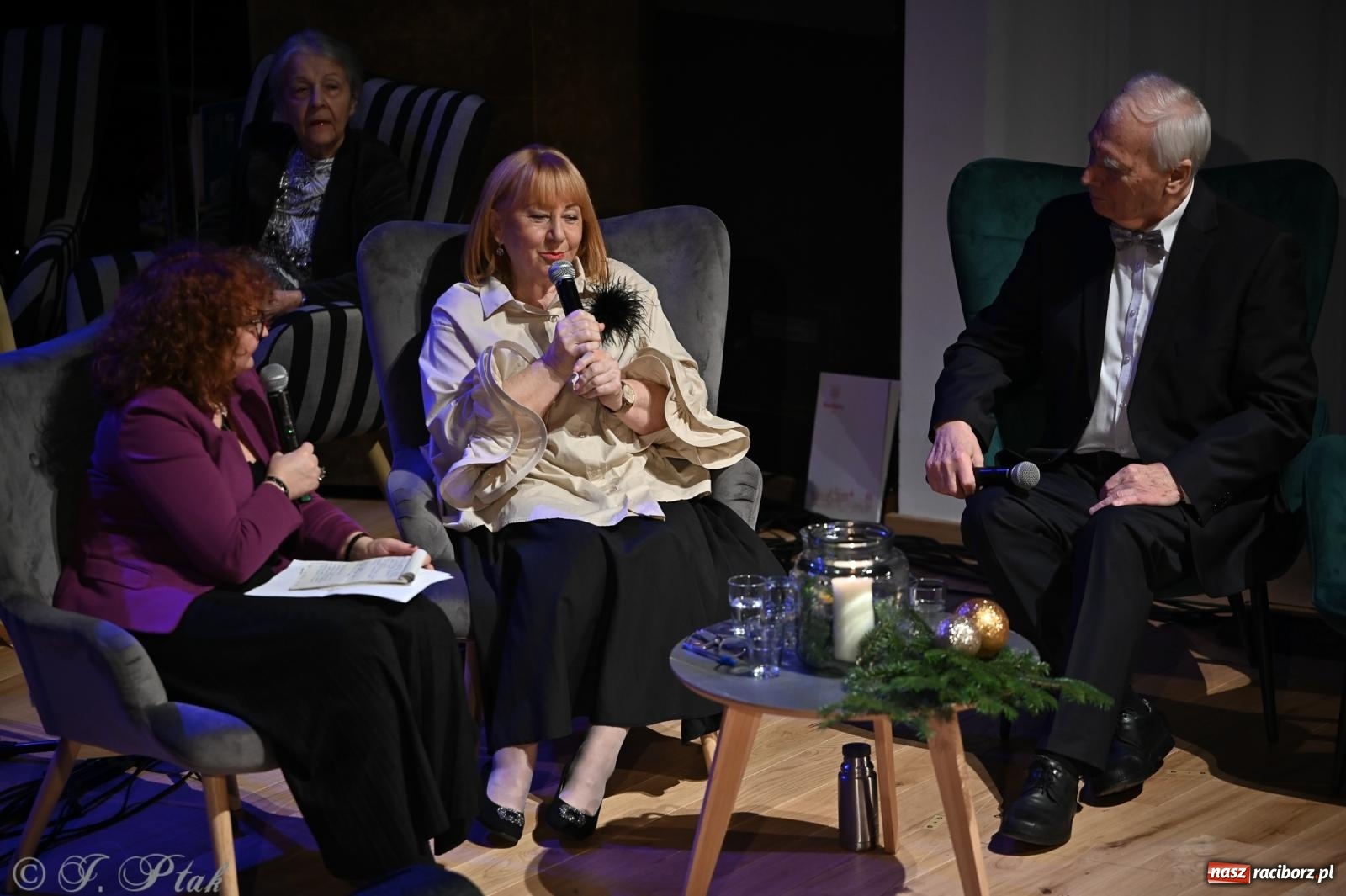 Zdjęcie w galerii na portalu naszraciborz.pl: Franciszek Borysowicz – benefis i muzyczna podróż przez dekady wiadomości z regionu