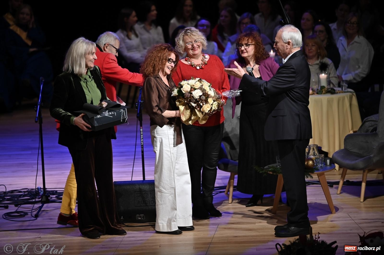 Zdjęcie w galerii na portalu naszraciborz.pl: Franciszek Borysowicz – benefis i muzyczna podróż przez dekady wiadomości z regionu
