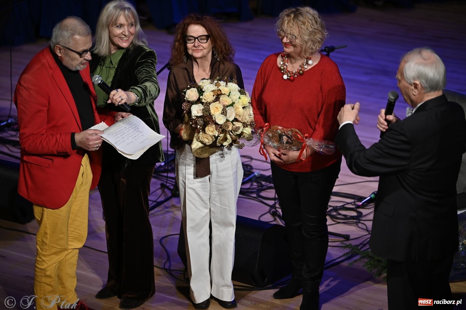 Zdjęcie w galerii na portalu naszraciborz.pl: Franciszek Borysowicz – benefis i muzyczna podróż przez dekady wiadomości z regionu