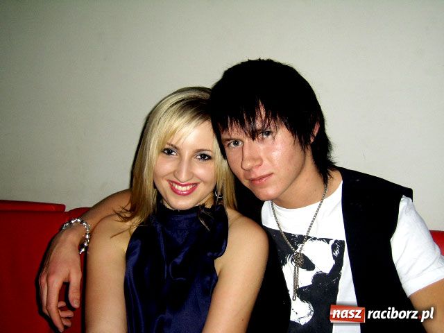 Zdjęcie w galerii na portalu naszraciborz.pl: Sylwestrowa noc w Vinylu wiadomości z regionu