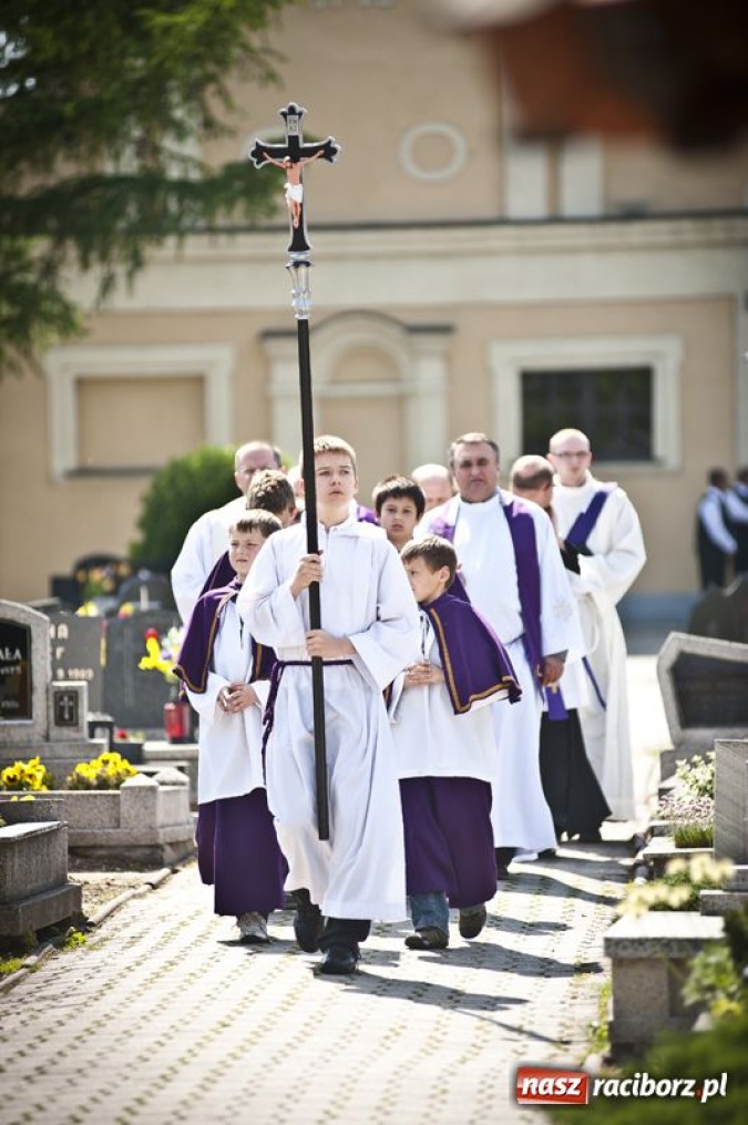 Zdjęcie w galerii na portalu naszraciborz.pl: Tworków i Ostróg pożegnał Kamila wiadomości z regionu