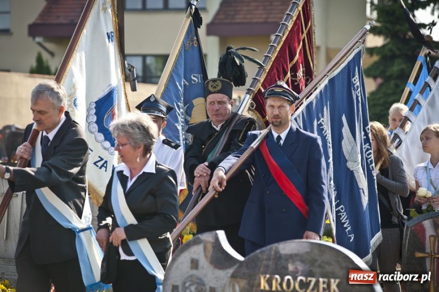 Zdjęcie w galerii na portalu naszraciborz.pl: Tworków i Ostróg pożegnał Kamila wiadomości z regionu