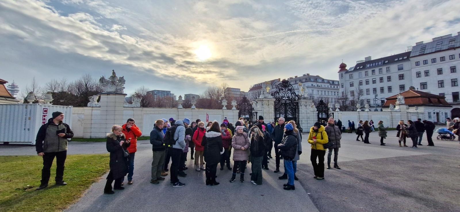 Zdjęcie w galerii na portalu naszraciborz.pl: Raciborski PTTK na jarmarku i wśród zabytków Wiednia wiadomości z regionu