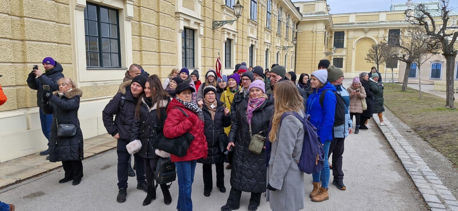 Zdjęcie w galerii na portalu naszraciborz.pl: Raciborski PTTK na jarmarku i wśród zabytków Wiednia wiadomości z regionu