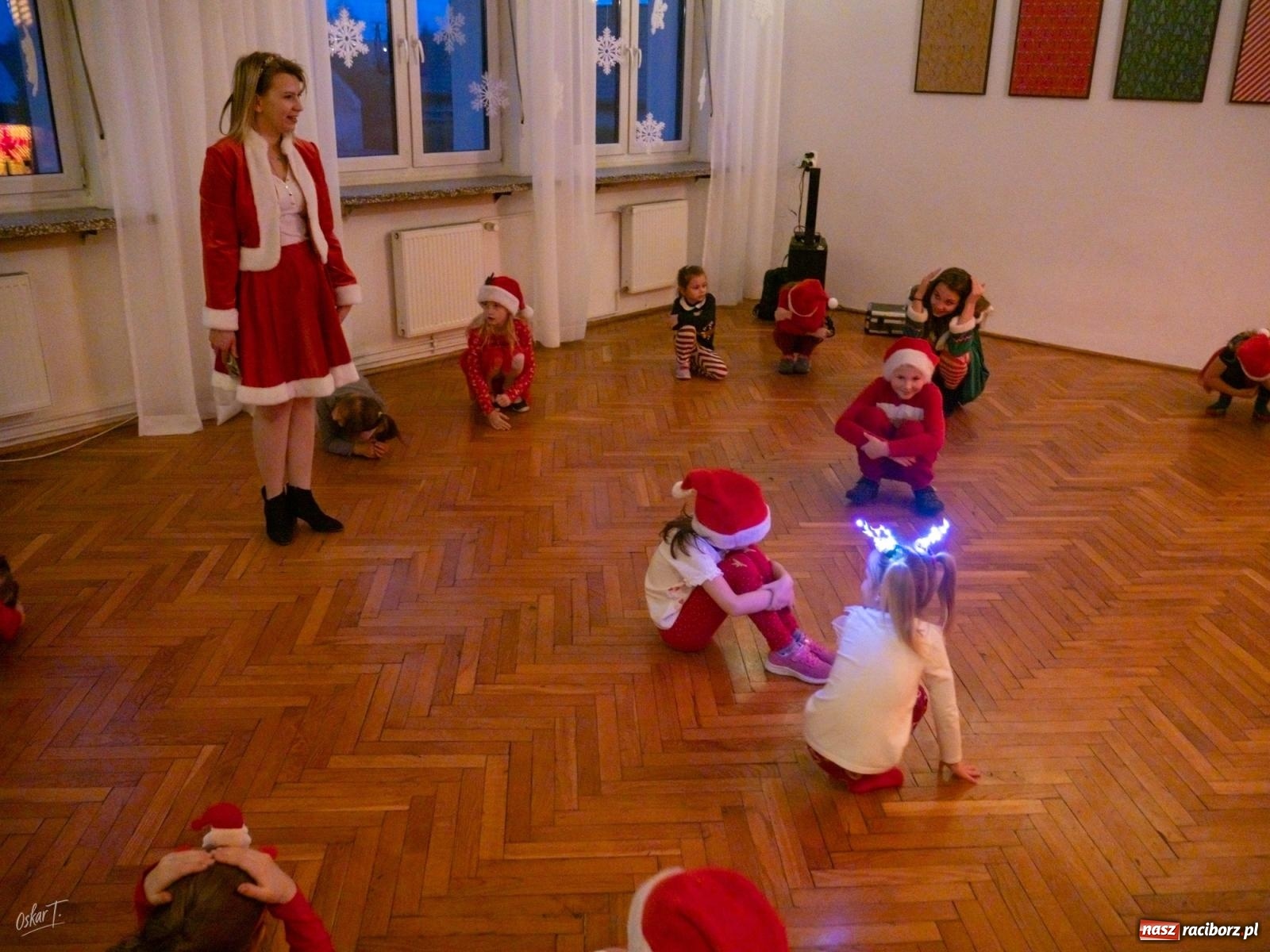 Zdjęcie w galerii na portalu naszraciborz.pl: Mikołajki w Nędzy pełne magii i świątecznej radości [FOTO] wiadomości z regionu