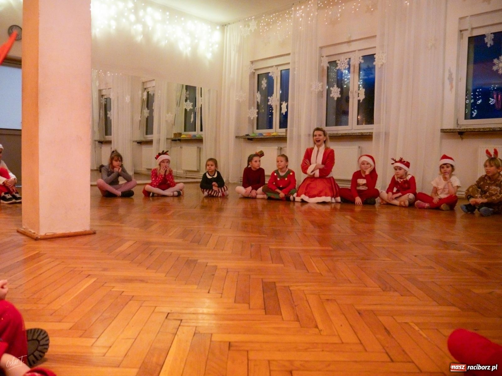 Zdjęcie w galerii na portalu naszraciborz.pl: Mikołajki w Nędzy pełne magii i świątecznej radości [FOTO] wiadomości z regionu