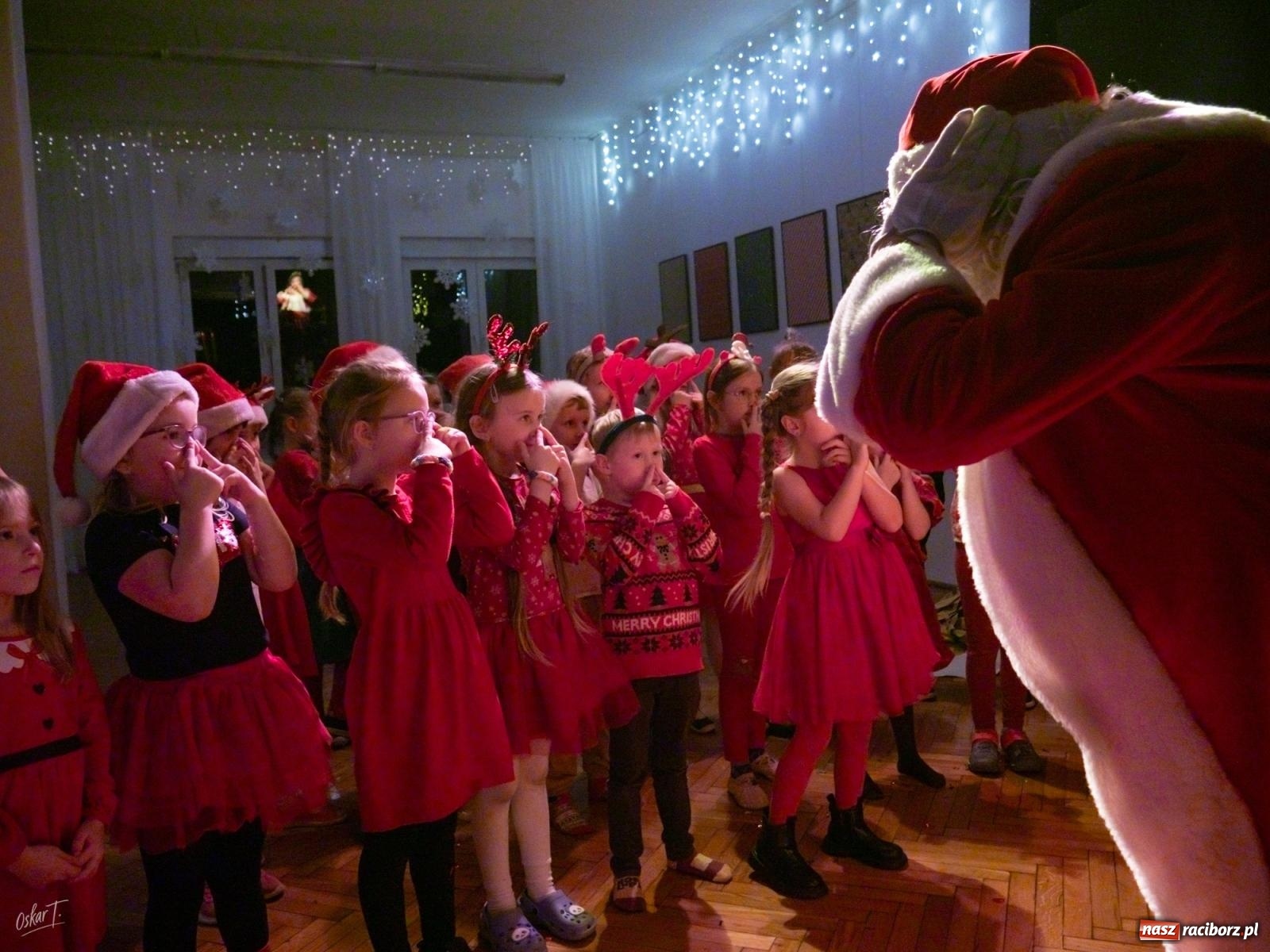 Zdjęcie w galerii na portalu naszraciborz.pl: Mikołajki w Nędzy pełne magii i świątecznej radości [FOTO] wiadomości z regionu