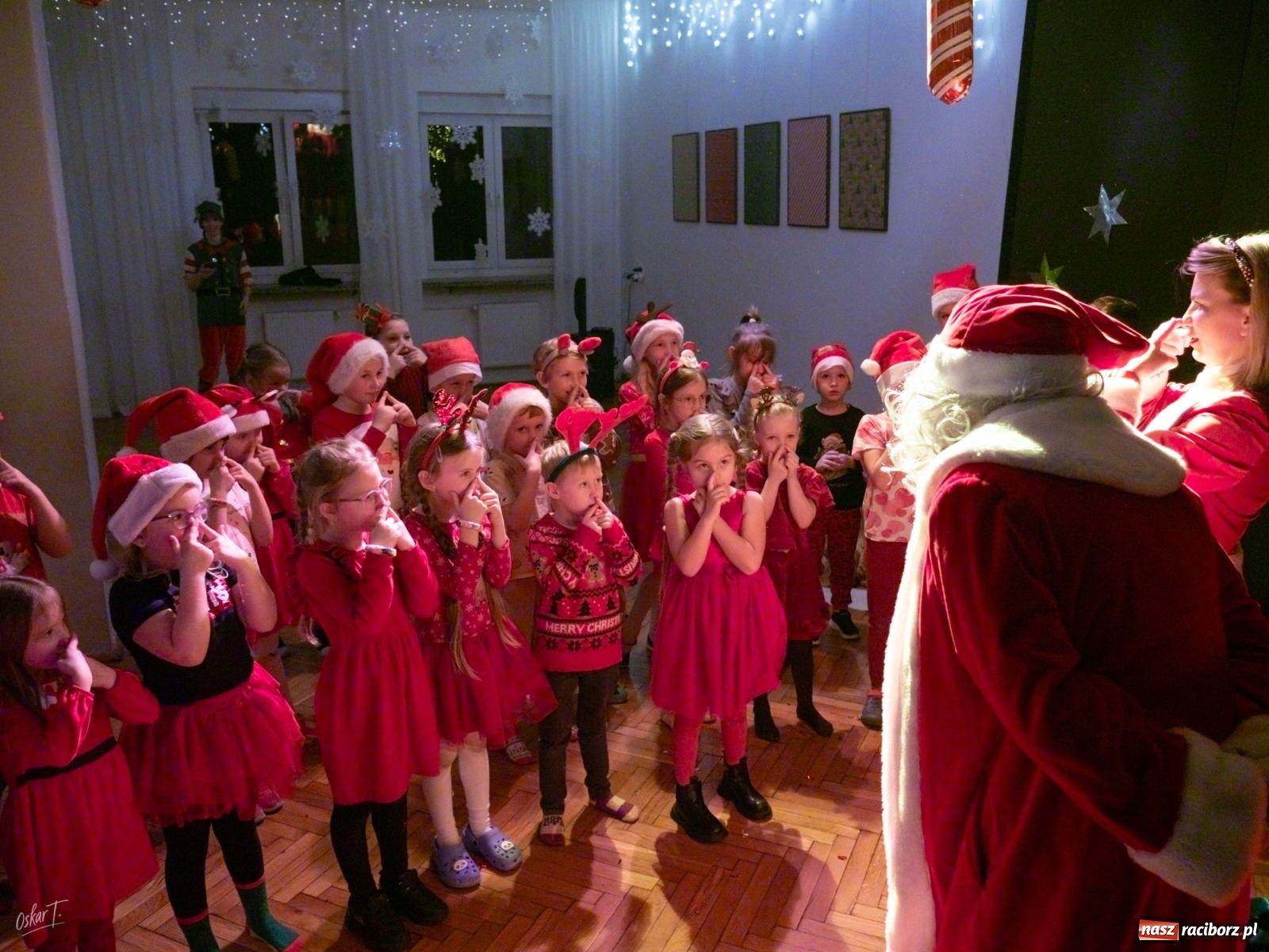 Zdjęcie w galerii na portalu naszraciborz.pl: Mikołajki w Nędzy pełne magii i świątecznej radości [FOTO] wiadomości z regionu