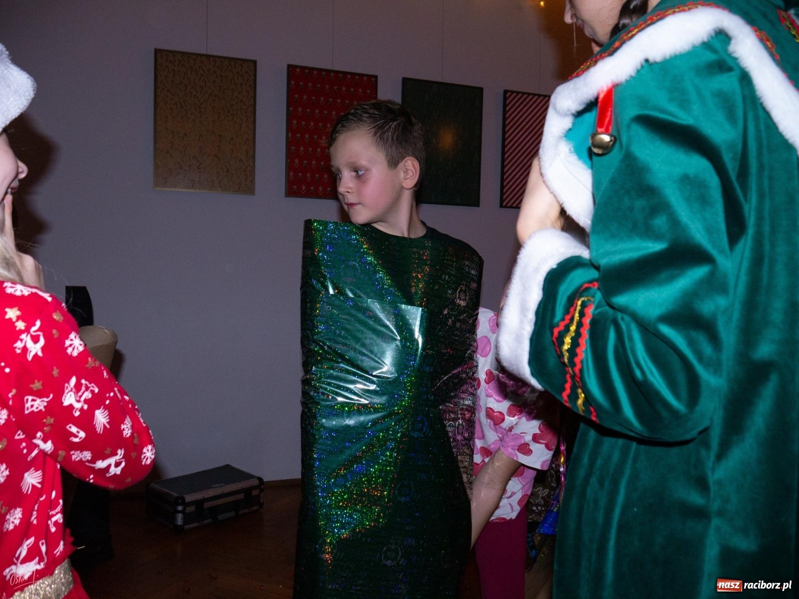 Zdjęcie w galerii na portalu naszraciborz.pl: Mikołajki w Nędzy pełne magii i świątecznej radości [FOTO] wiadomości z regionu