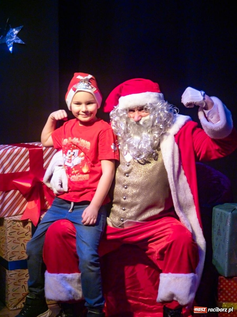 Zdjęcie w galerii na portalu naszraciborz.pl: Mikołajki w Nędzy pełne magii i świątecznej radości [FOTO] wiadomości z regionu
