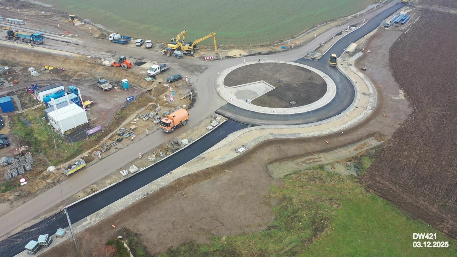 Zdjęcie w galerii na portalu naszraciborz.pl: Budowa nowego mostu na Odrze wchodzi w kluczową fazę [FOTO] wiadomości z regionu