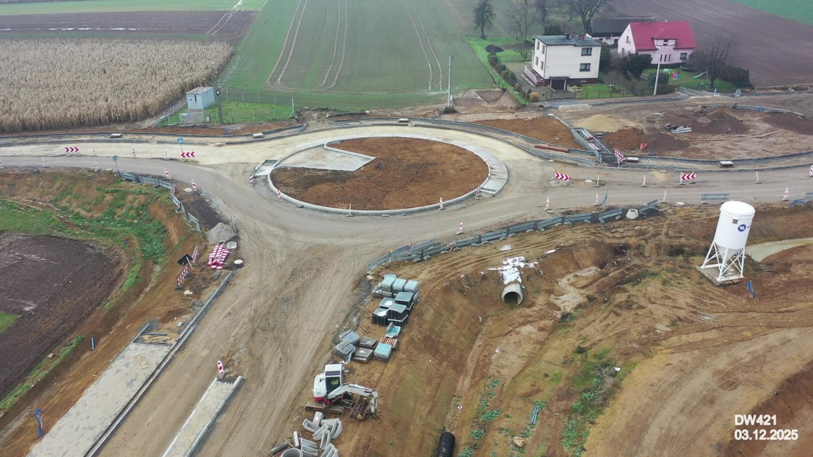 Zdjęcie w galerii na portalu naszraciborz.pl: Budowa nowego mostu na Odrze wchodzi w kluczową fazę [FOTO] wiadomości z regionu