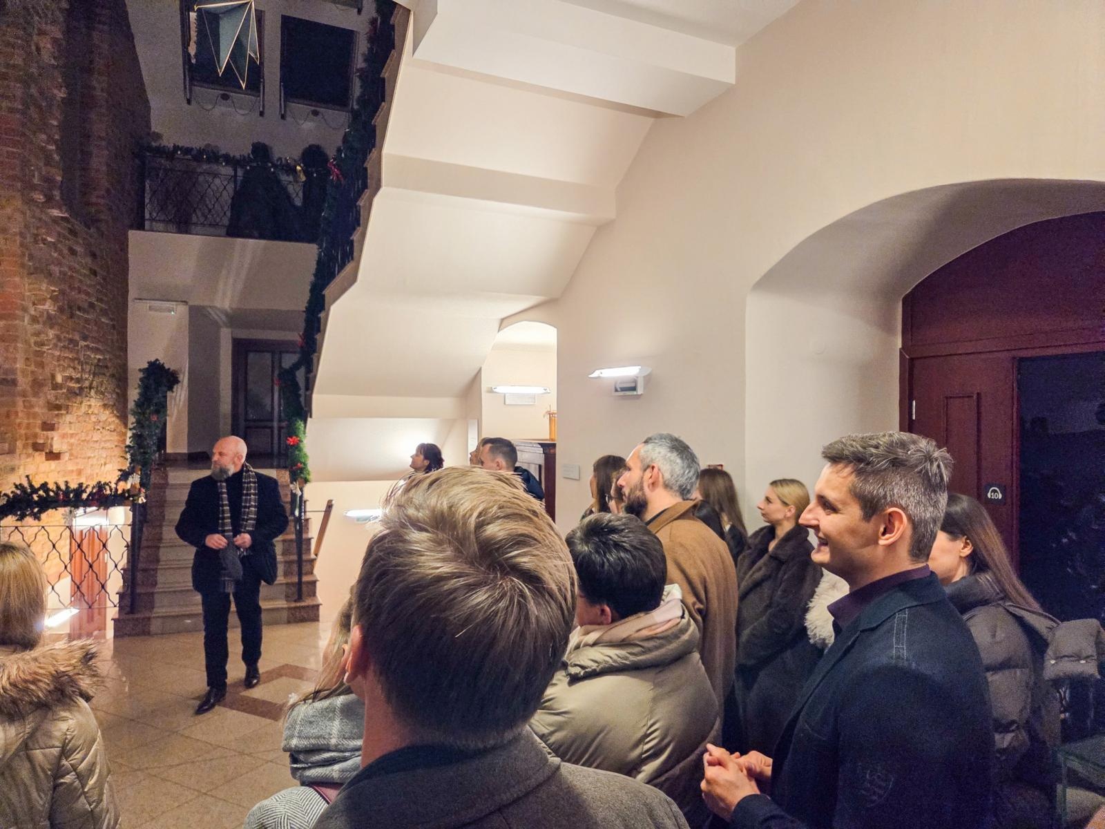 Zdjęcie w galerii na portalu naszraciborz.pl: Wigilia Zespołu DenticaCenter na Zamku Piastowskim wiadomości z regionu