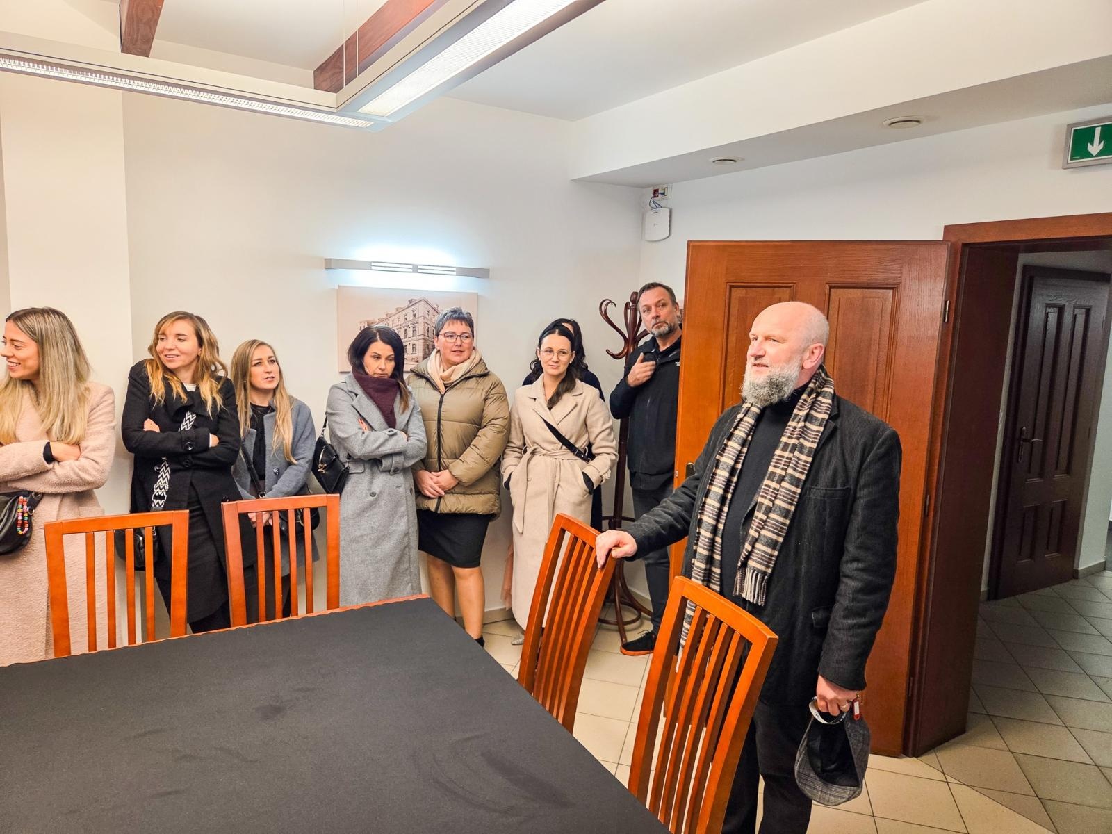 Zdjęcie w galerii na portalu naszraciborz.pl: Wigilia Zespołu DenticaCenter na Zamku Piastowskim wiadomości z regionu